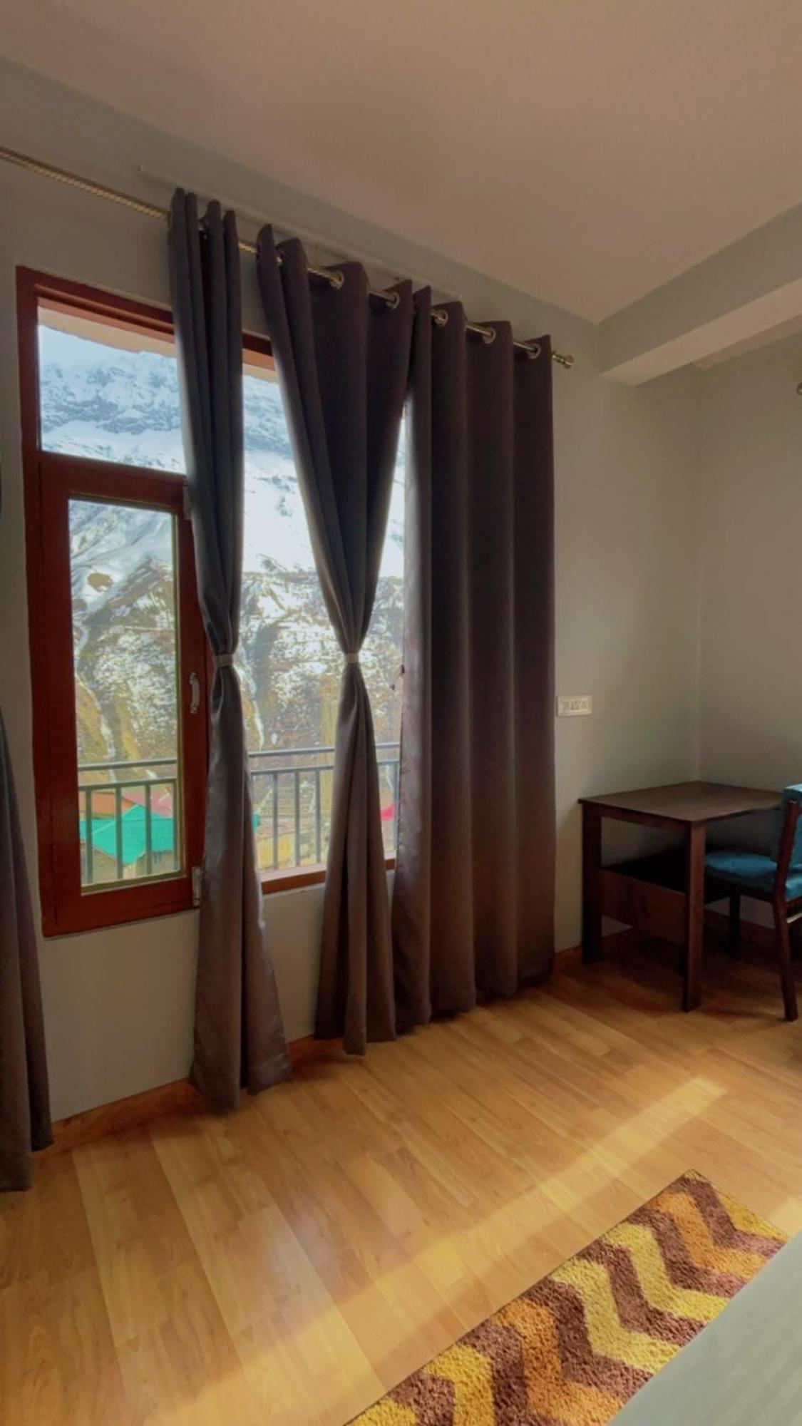 Lha Pomo Apartman Kyelang Kültér fotó