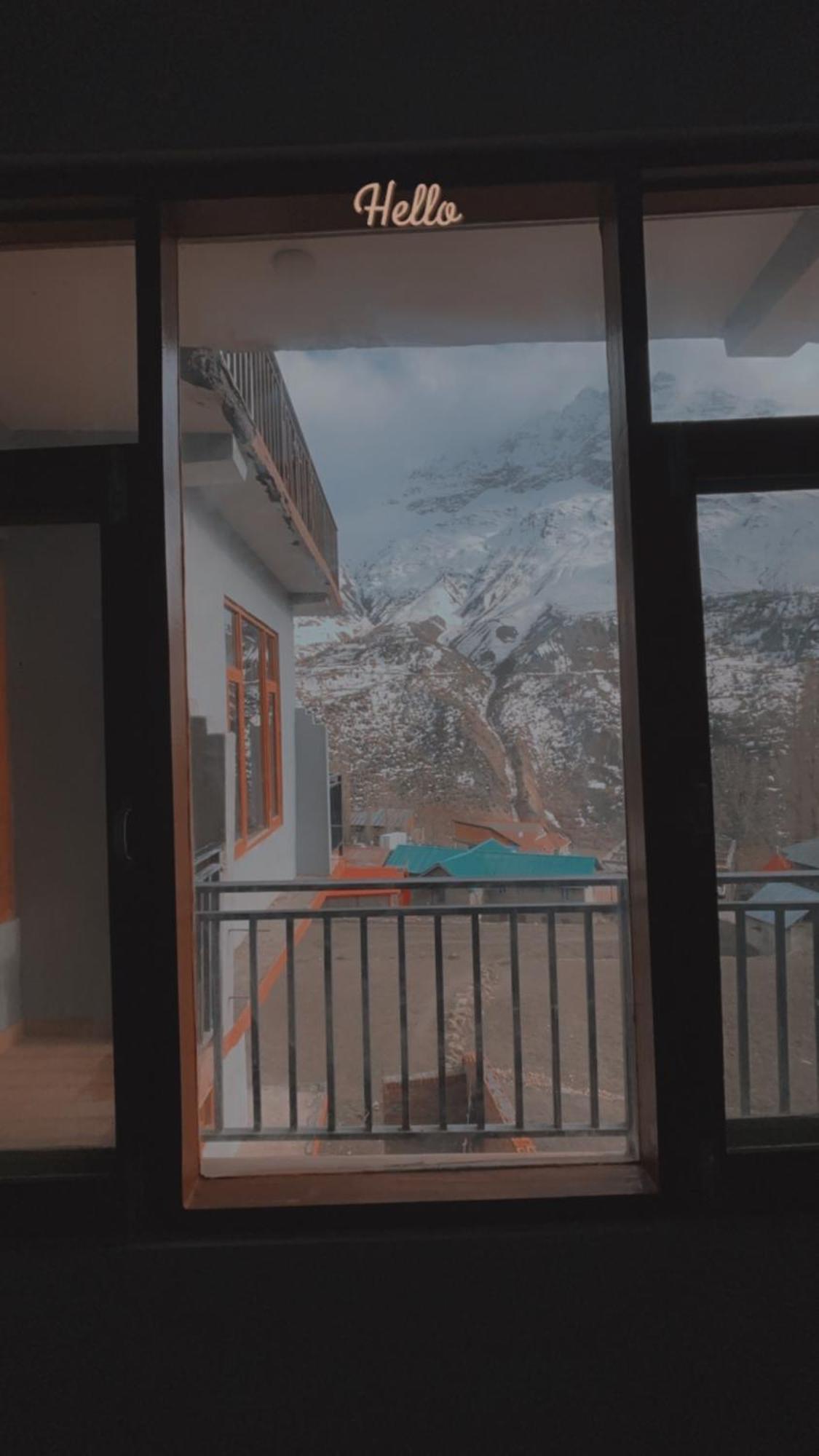 Lha Pomo Apartman Kyelang Kültér fotó