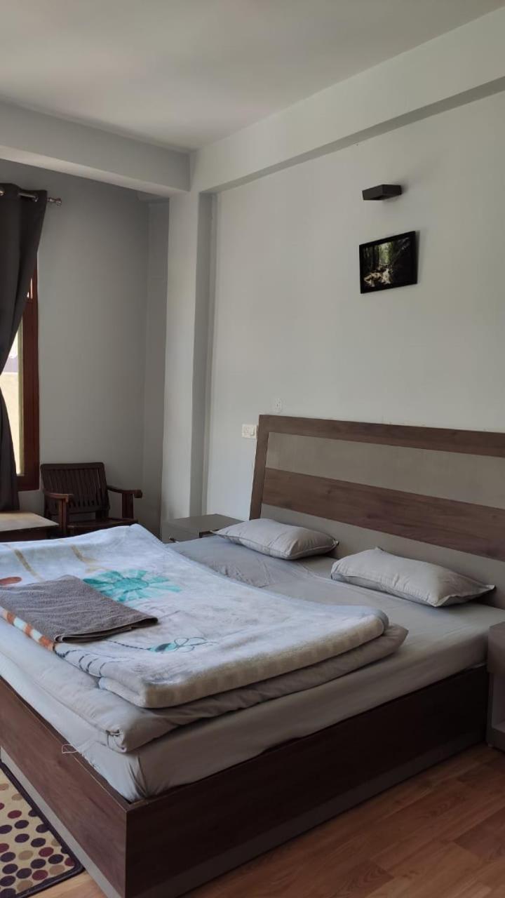 Lha Pomo Apartman Kyelang Kültér fotó
