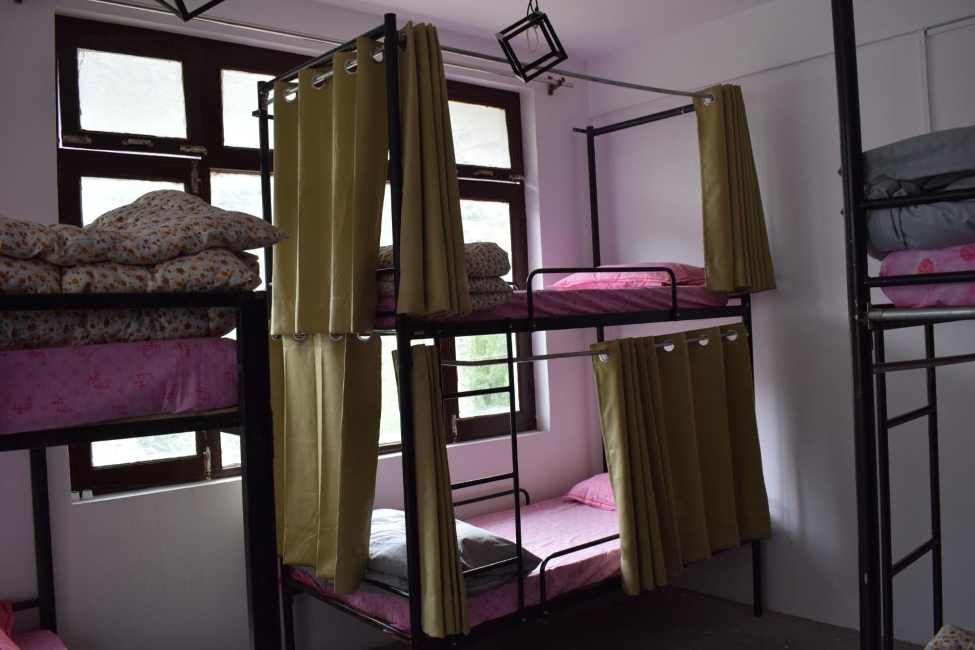 Lha Pomo Apartman Kyelang Kültér fotó
